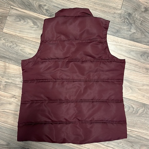 Bench Vest - Picture 2 of 3